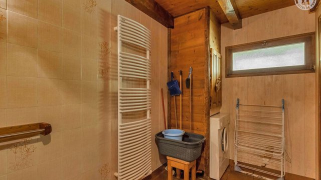 Lave linge dans la salle de bain