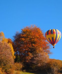Montgolfière au dessus de la Touvière